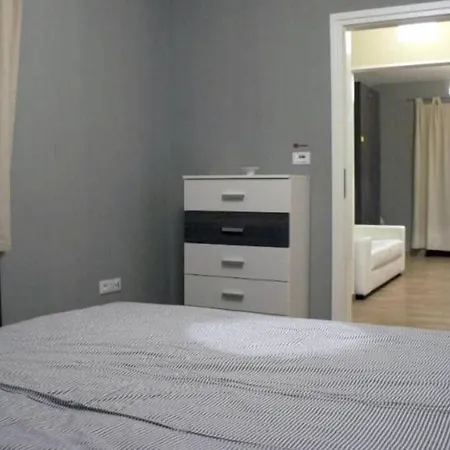 Apartment In With One-bedroom 11 *